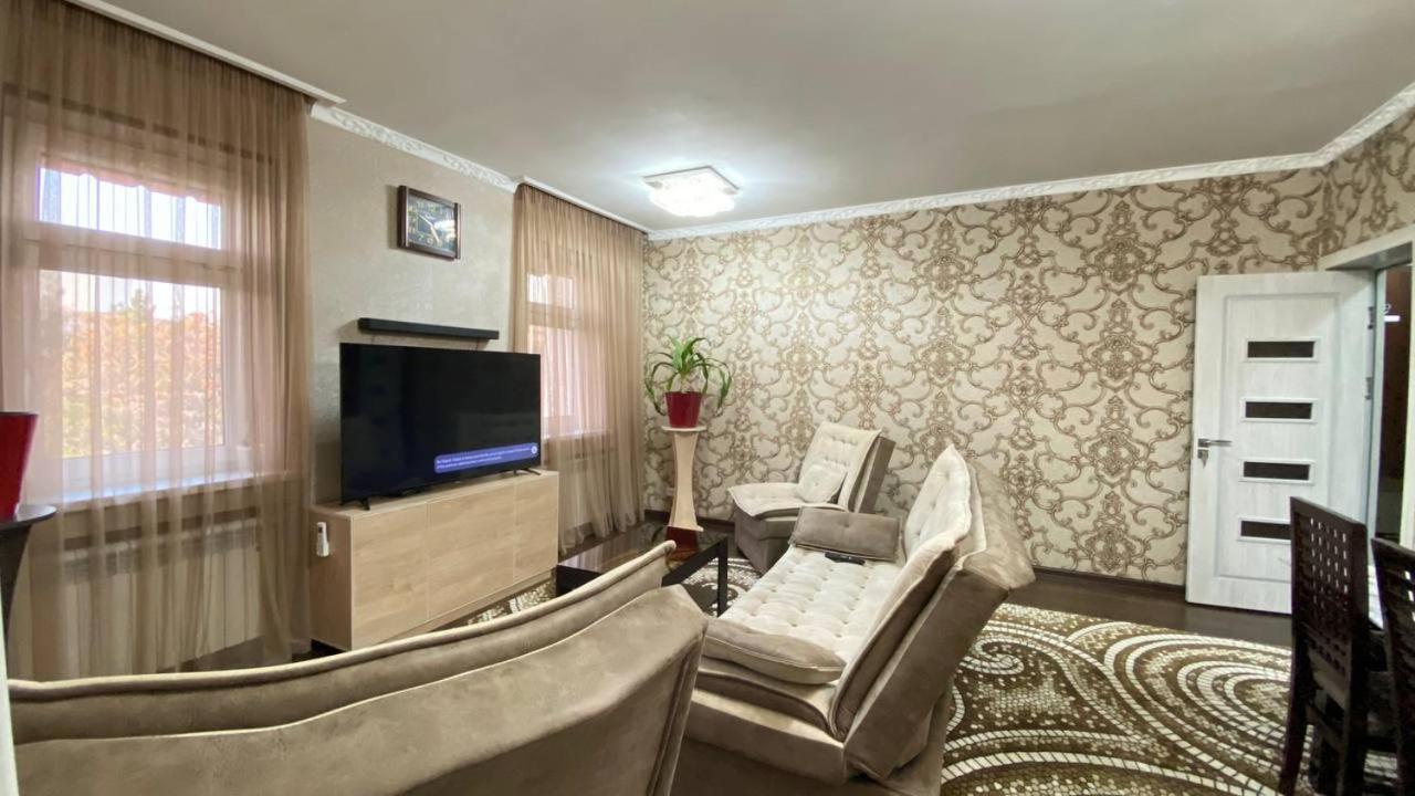 Hi-Tech Apartment In City Center Ташкент Екстер'єр фото