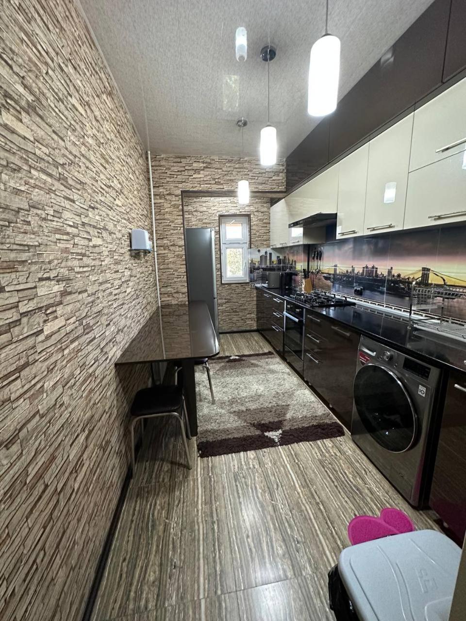 Hi-Tech Apartment In City Center Ташкент Екстер'єр фото